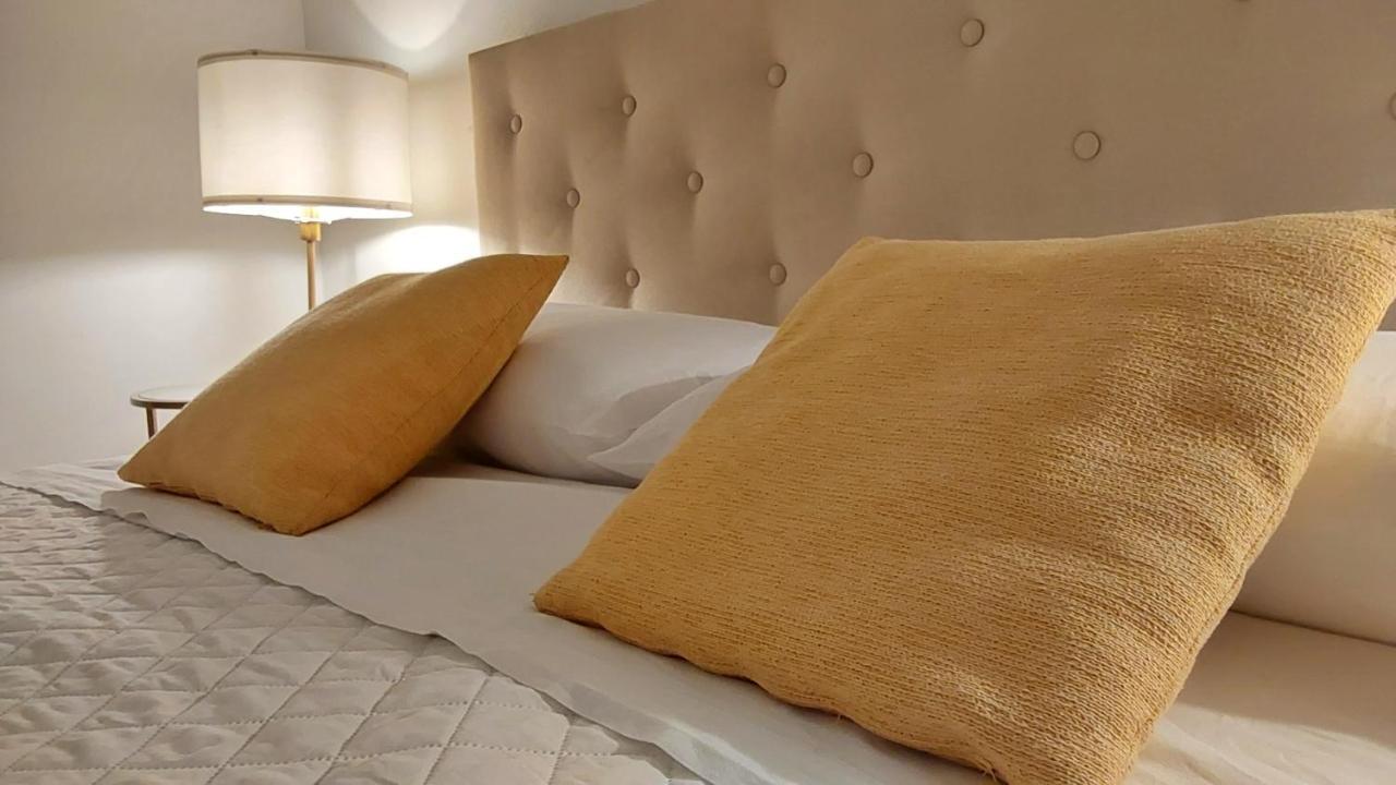 Elicriso Suites Yenne Cagliari Luaran gambar